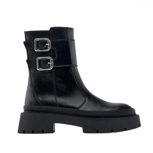 Zara LOW HEELED BUCKLED LEATHER ANKLE BOOTS